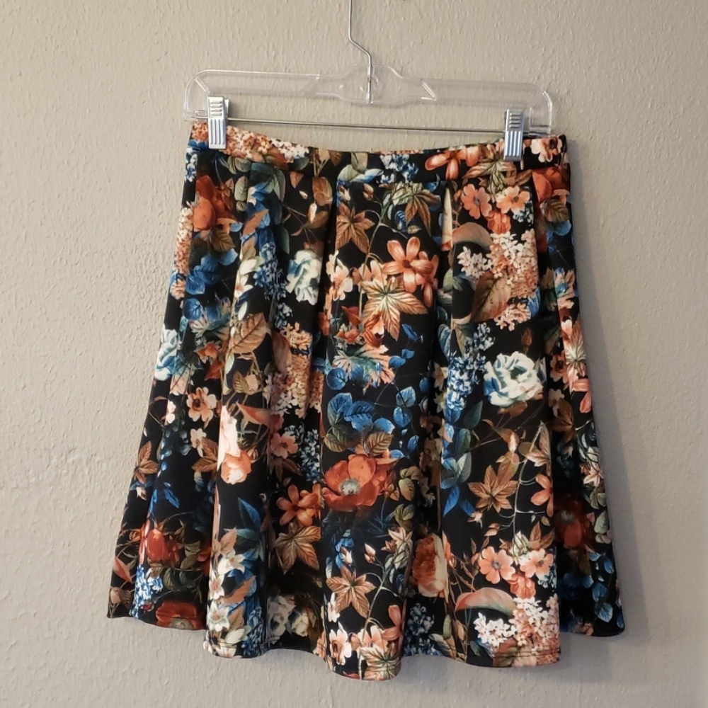 Boutique Floral Skirt
